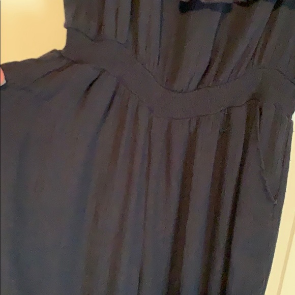 Lightweight Ruffle Romper - Picture 4 of 8